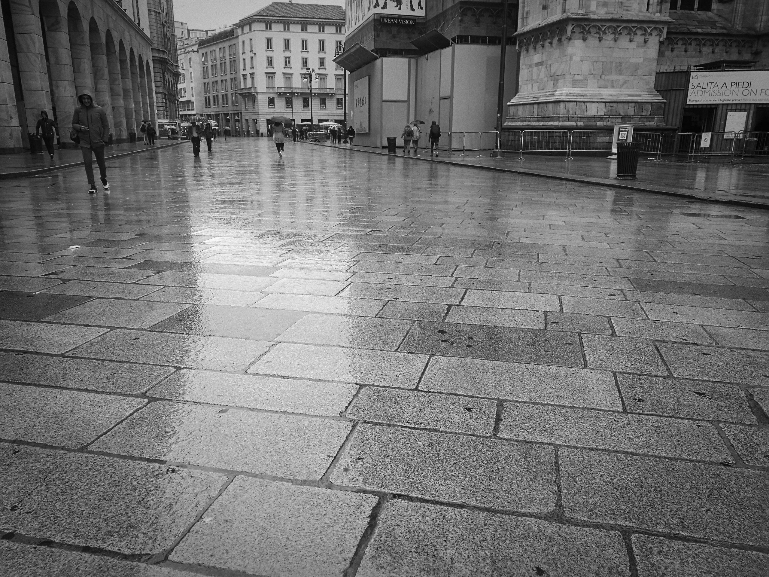 Landscape | 2020-05 | Rainy Day, Milano | giovannipasiniphoto.com