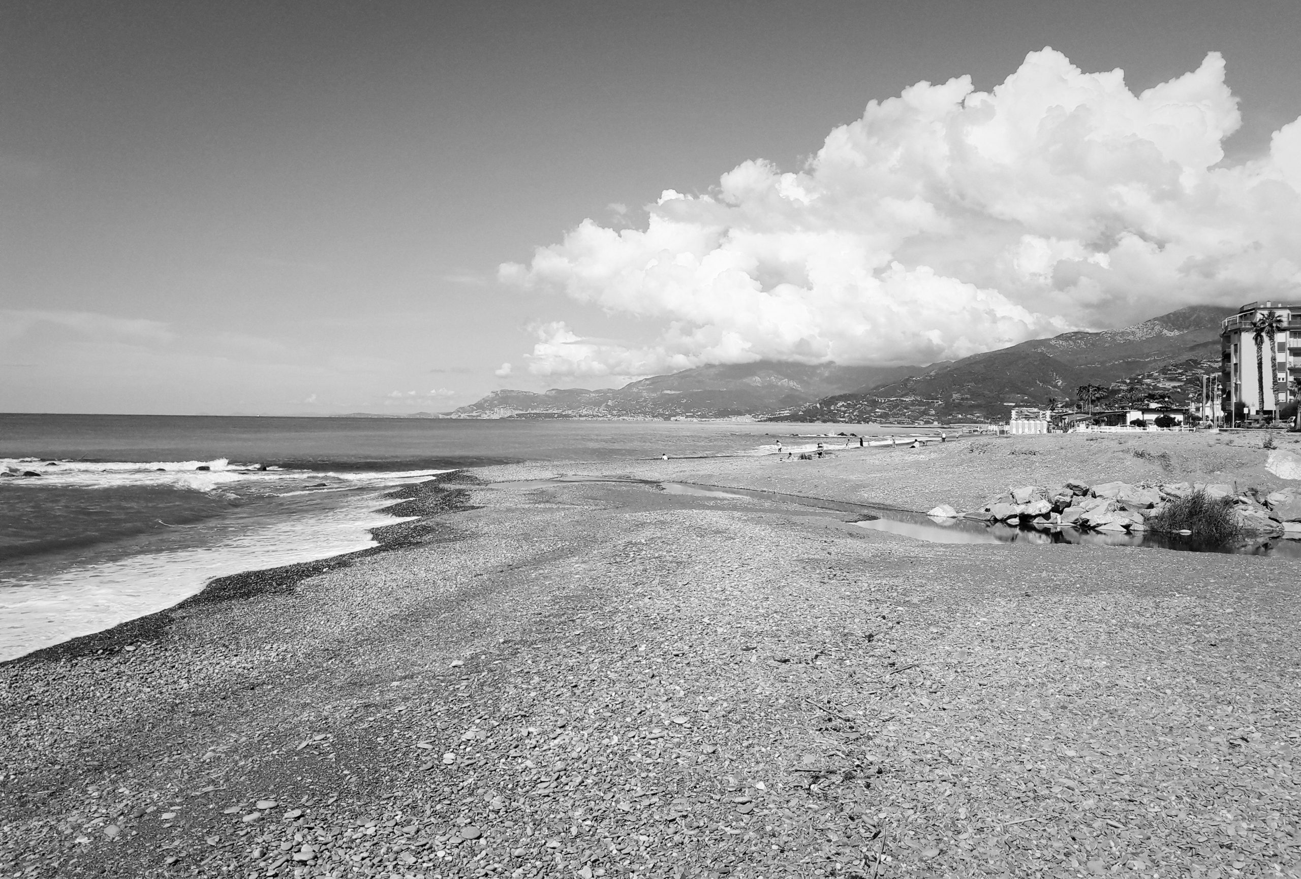 Landscape | 2020-06 | Clouds, Vallecrosia Beach | giovannipasiniphoto.com