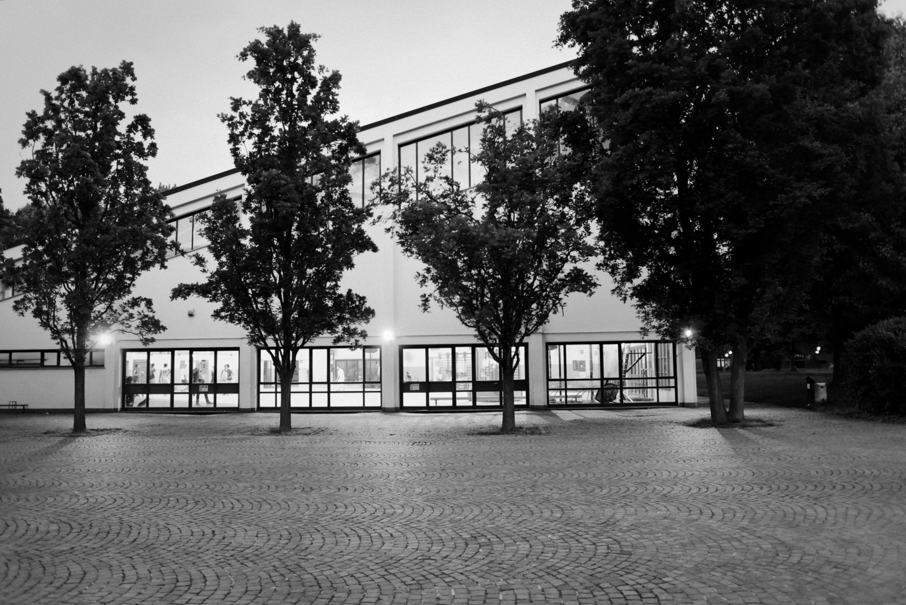 Landscape | 2021-01 | Public Building, Basiglio, Milano 3 | giovannipasiniphoto.com