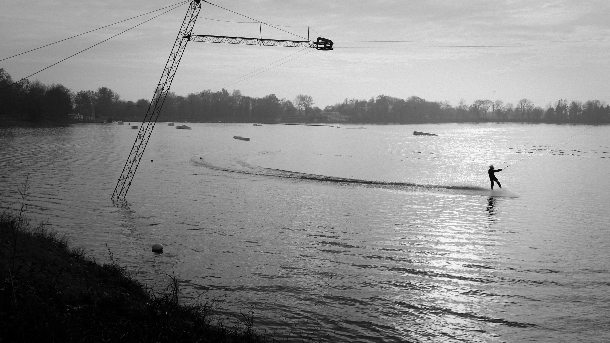 Landscape | 2021-01 | Water Skiing at Idroscalo, Milano | giovannipasiniphoto.com