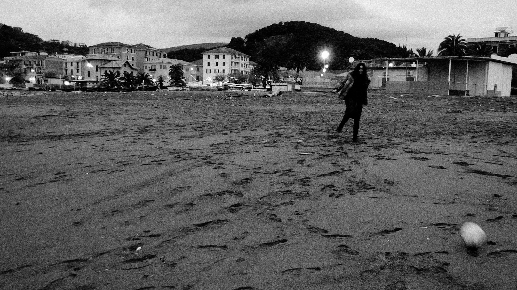 Landscape | 2021-01 | Winter Beach, Sestri Levante | giovannipasiniphoto.com