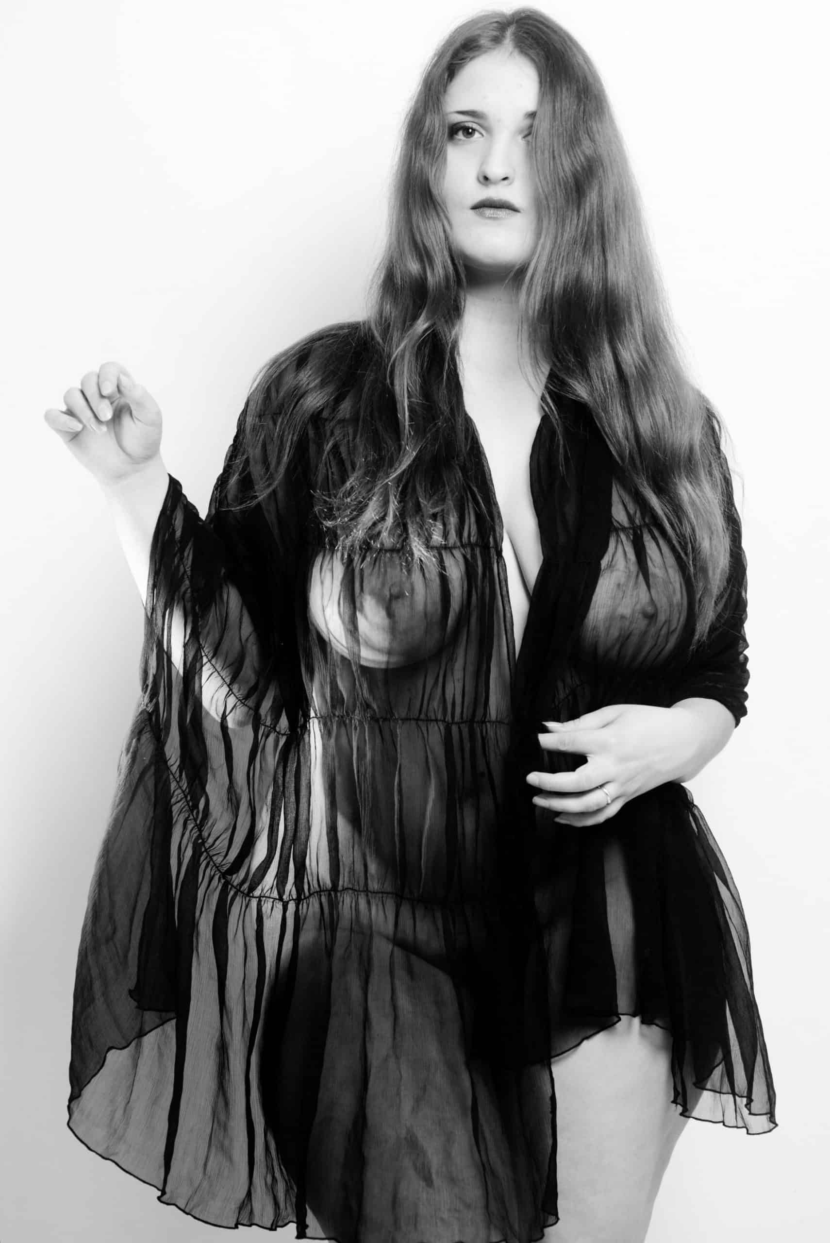 No Nude | 2021-03 | pre-Raphaelite | giovannipasiniphoto.com