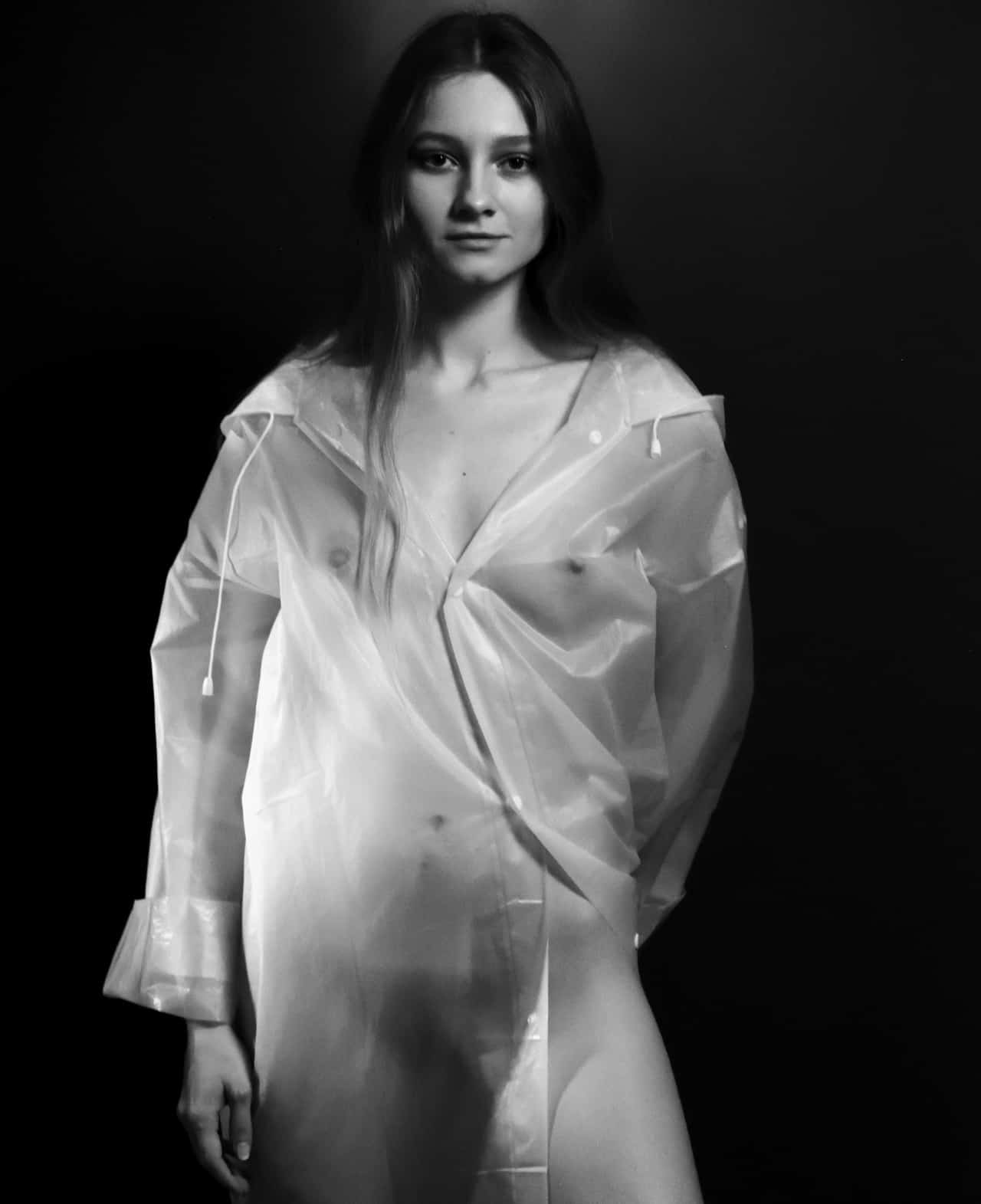 No Nude | 2021-04 | Teen wearing plastic coat | giovannipasiniphoto.com