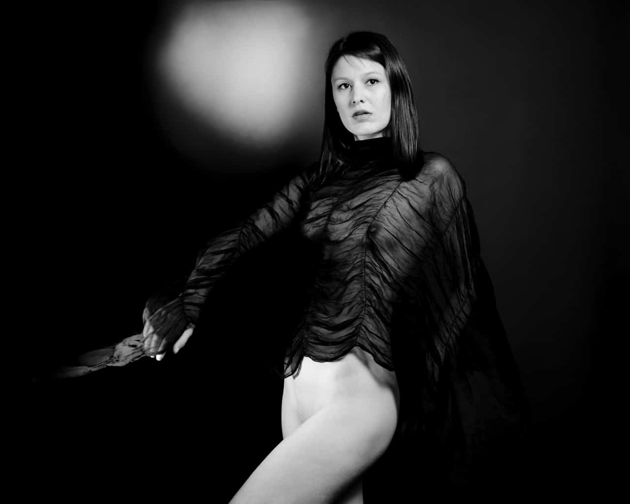 No Nude | 2021-10 | Shine a Light | giovannipasiniphoto.com
