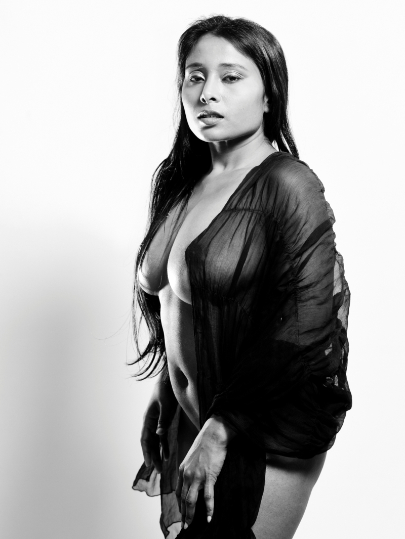 No Nude | 2022-02 | Eastern veil | giovannipasiniphoto.com
