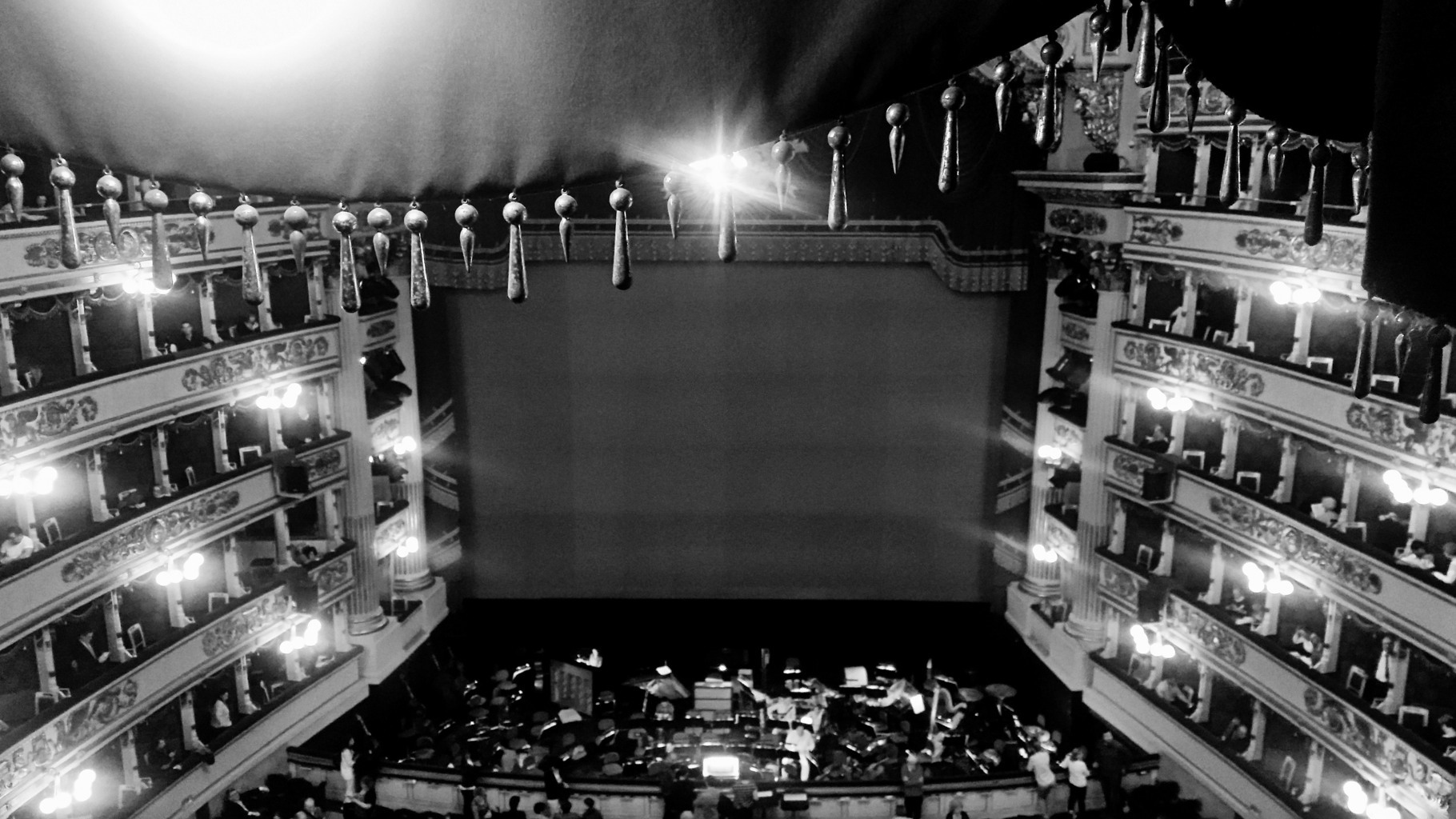 andscape | 2021-01 | Opera House (Milano). | giovannipasiniphoto.com